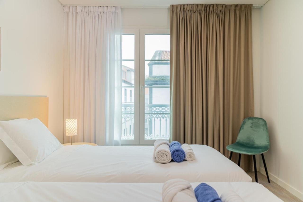 Downtown Pdl Premium * Ponta Delgada (Sao Miguel)